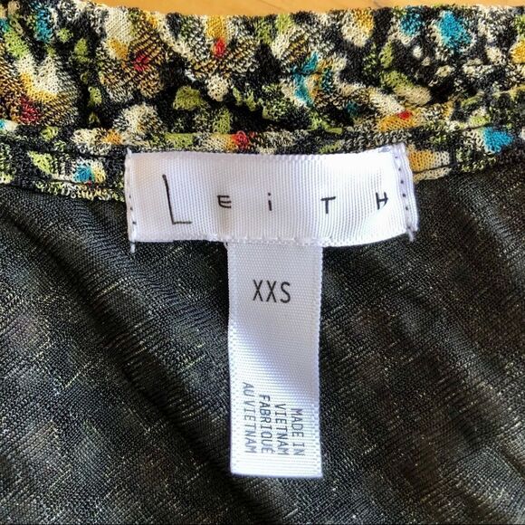 Leith Sleeveless Ruched V-Neck Bodysuit Size XXS - Picture 10 of 12